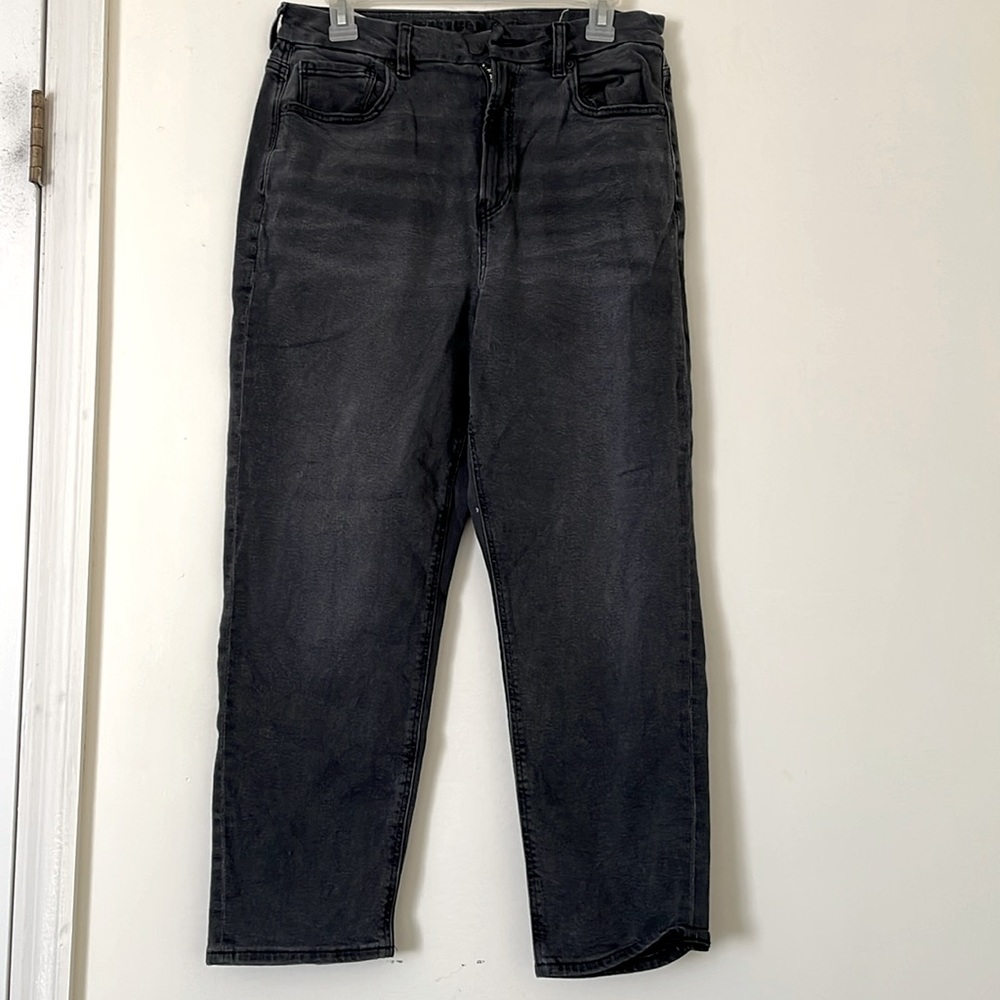 American Eagle Mom Jeans